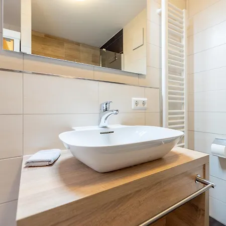 Apartamento 107 *